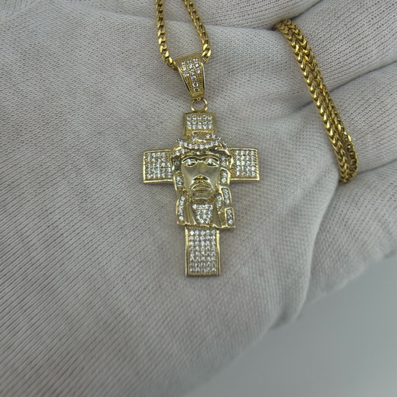 925 Sterling Silver Gold Plated Jesus Piece Cross Pendant Iced CZ 12g Charm - Picture 7 of 9